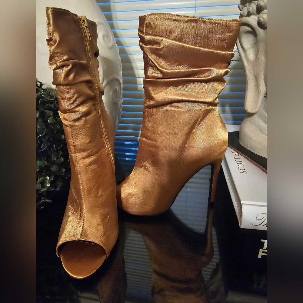 Mustard/Old Gold Peeptoe Heel Booties 8.5